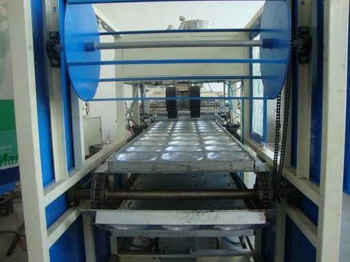 machine pour la production de vaisselle jetable