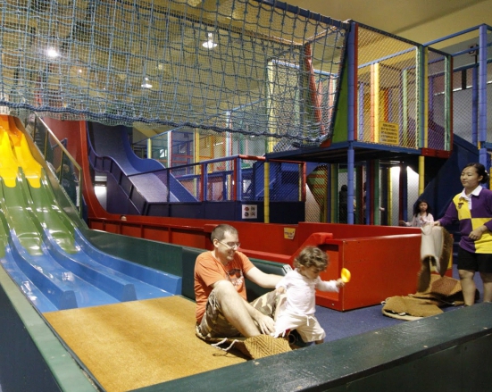 Children's game complexes for shopping centers