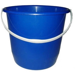 výroba plastových kbelíků
