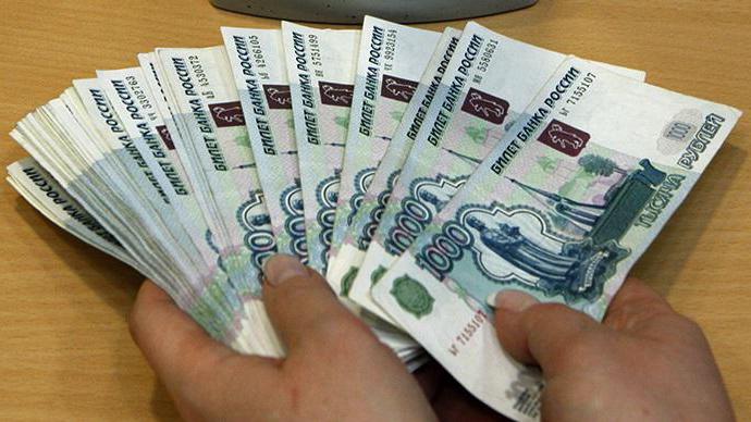  průměrný plat v Rusku podle let