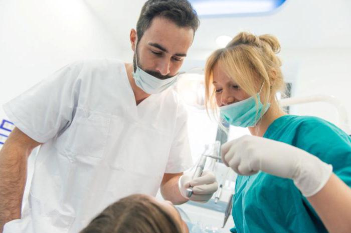 popis práce zubního lékaře