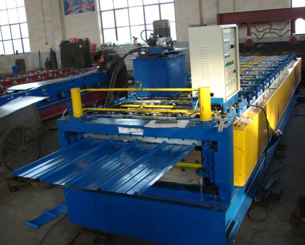 apparatuur voor de productie van geprofileerde platen uit China