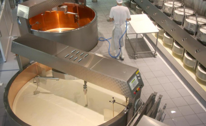 zařízení na výrobu sýrů