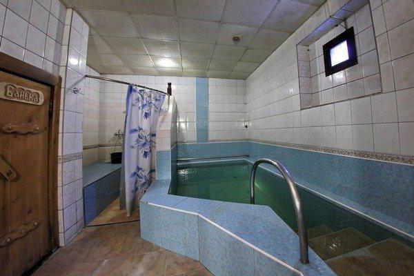 אמבטיה ציבורית בסנט פטרסבורג