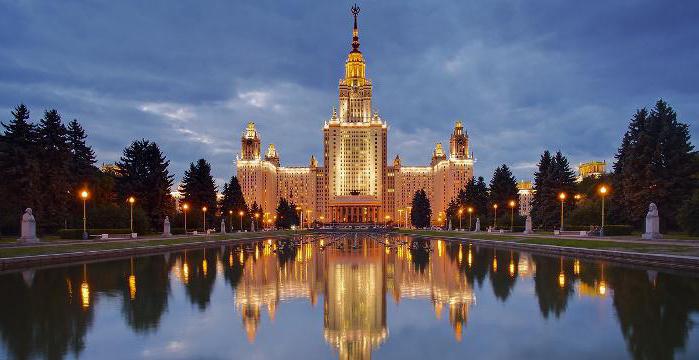 Stalinistiska skyskrapor i Moskva
