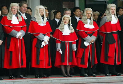 a bírák függetlenségének garanciái