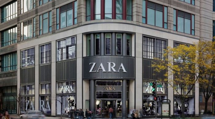 Ingång till Zara-butiken
