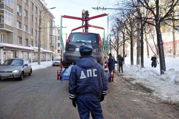 Wat te doen als een auto werd geëvacueerd in Moskou