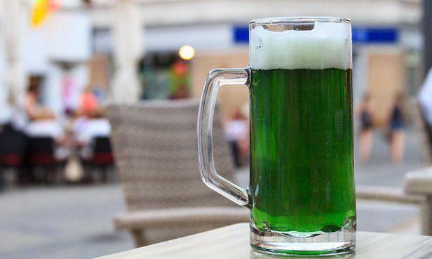 Възможно ли е да пиете наливна бира на улицата