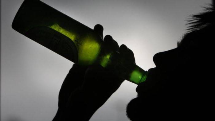 büntetés a sör nyilvános helyeken történő ivásáért