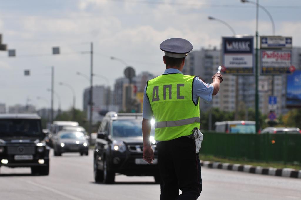 Officier DPS arrêté sans documents