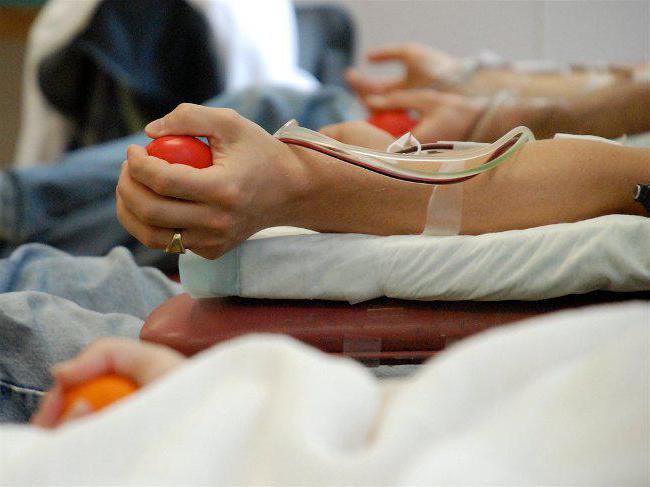 don de sang à Moscou pour de l'argent d'adresse