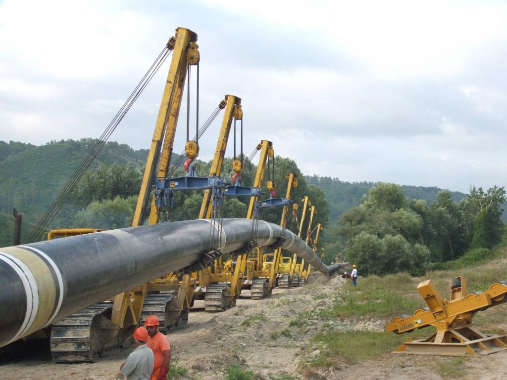 Operation of oil trunk pipelines