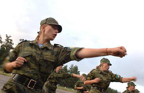 hogyan lehet belépni egy lányba egy katonai iskolába