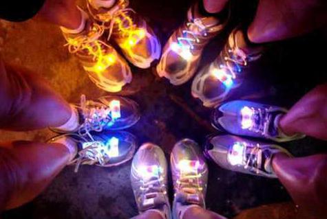 как да направите светещи обувки