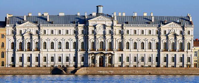Novo-Mikhailovsky palota Szentpéterváron