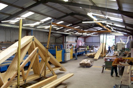 Оборудване за производство на дървени европрозорци
