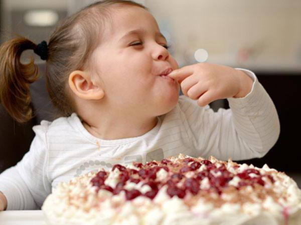 Ernährungsstandards für Kinder unter drei Jahren