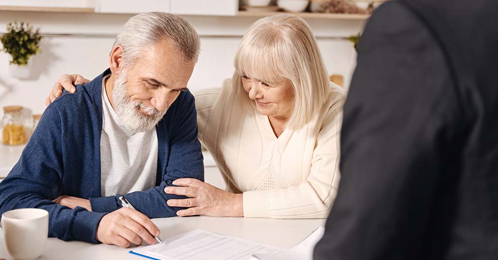 ako starí dávajú dôchodcom hypotéku