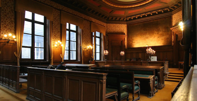 bírósági végzés kiadása a tartásdíjak behajtására