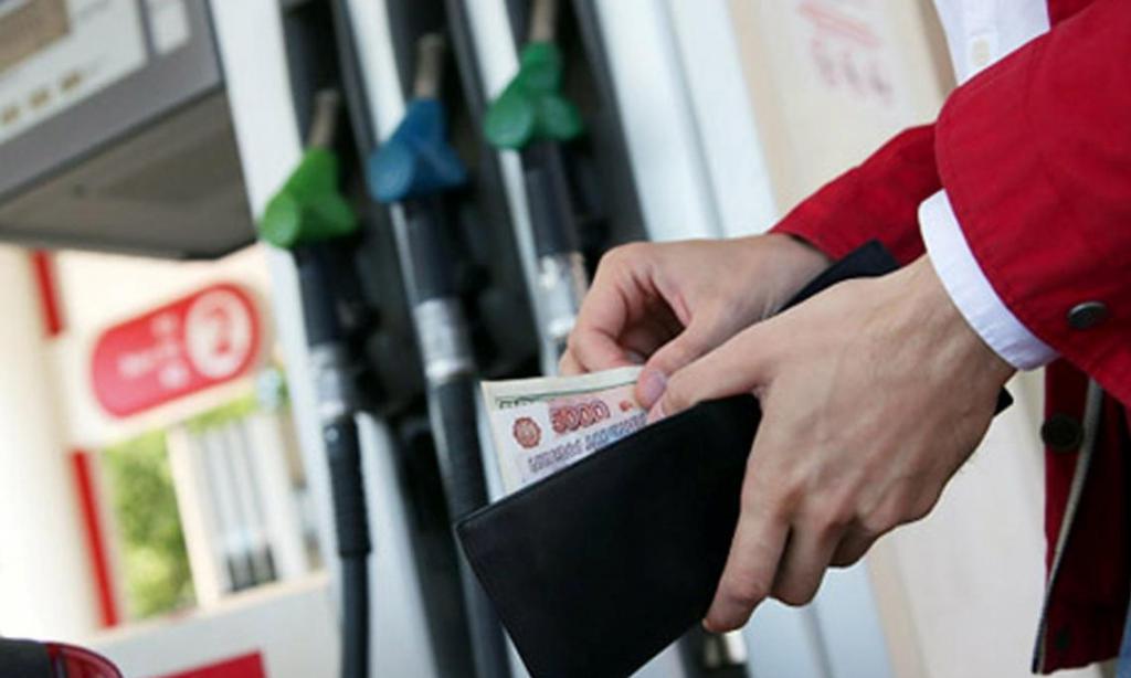 De prijzen voor benzine en diesel stegen scherp in mei en juni 2018
