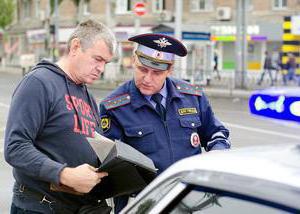 Was ist die Strafe für das Fahren am Straßenrand?