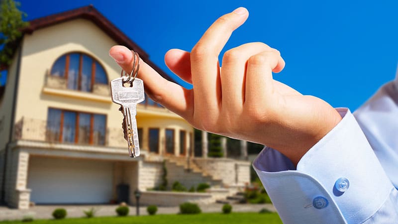 emite un împrumut garantat prin imobiliare