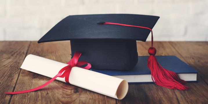 Hut und Diplom