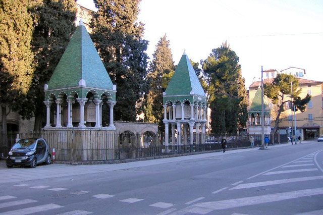 Glossator graves in Bologna