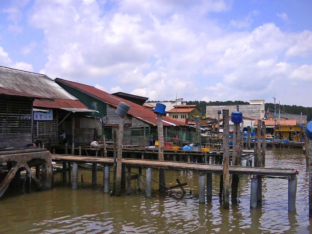 Rybářská vesnice v Asii